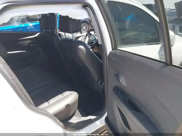 3GNCJMSB1JL168886 2018 CHEVROLET TRAX - Image 8