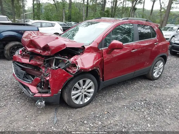 3GNCJMSB1JL235518 2018 CHEVROLET TRAX - Image 2