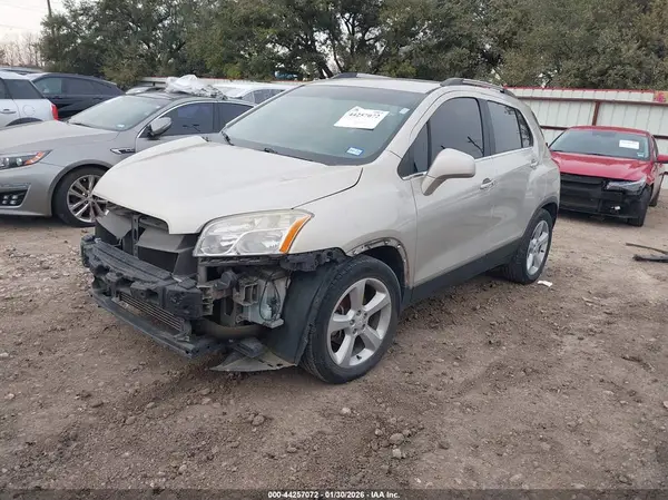 3GNCJMSB2GL114912 2016 CHEVROLET TRAX - Image 2