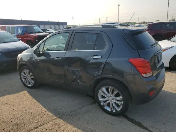 3GNCJMSB3HL258034 2017 CHEVROLET TRAX - Image 2