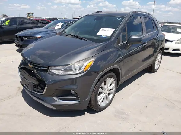 3GNCJMSB3HL265890 2017 CHEVROLET TRAX - Image 2