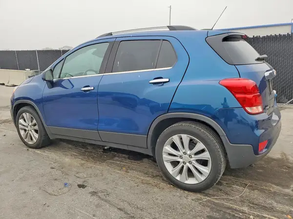 3GNCJMSB3KL159947 2019 CHEVROLET TRAX - Image 2