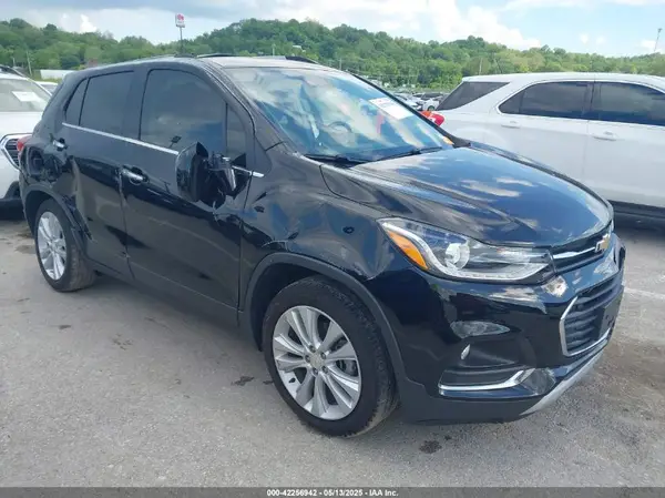 3GNCJMSB3LL165006 2020 CHEVROLET TRAX - Image 1