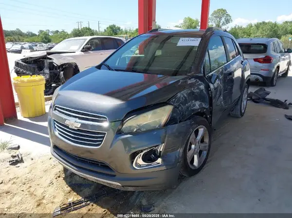 3GNCJMSB4GL171645 2016 CHEVROLET TRAX - Image 2