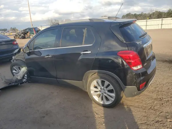 3GNCJMSB4KL130358 2019 CHEVROLET TRAX - Image 2