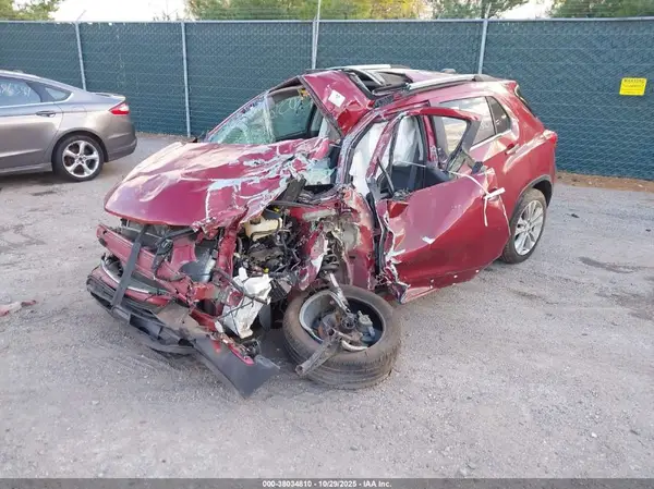 3GNCJMSB4LL178914 2020 CHEVROLET TRAX - Image 2