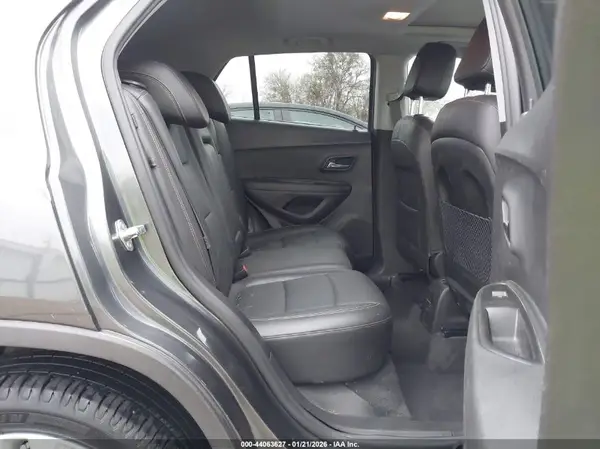 3GNCJMSB5LL163354 2020 CHEVROLET TRAX - Image 8