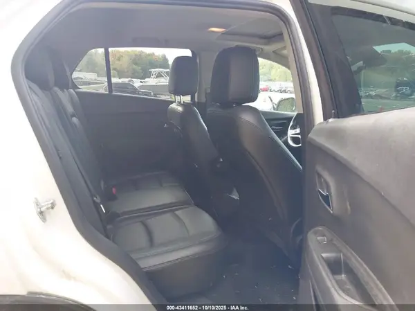3GNCJMSB6GL258723 2016 CHEVROLET TRAX - Image 8
