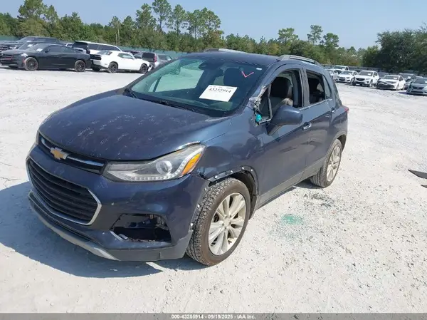 3GNCJMSB6JL288652 2018 CHEVROLET TRAX - Image 2