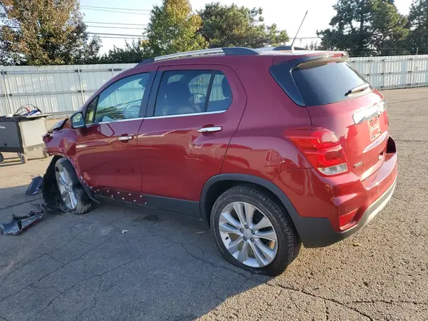 3GNCJMSB6KL233605 2019 CHEVROLET TRAX - Image 2