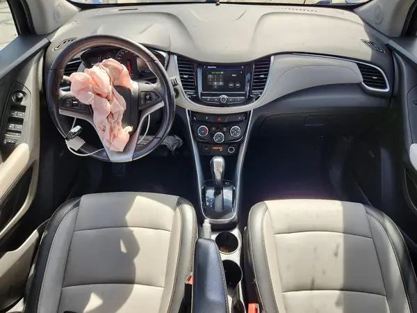 3GNCJMSB6KL238917 2019 CHEVROLET TRAX - Image 8