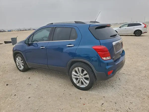 3GNCJMSB6KL350066 2019 CHEVROLET TRAX - Image 2