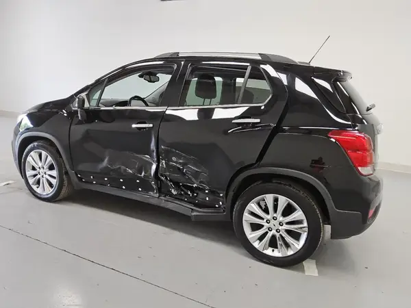 3GNCJMSB6LL181586 2020 CHEVROLET TRAX - Image 2