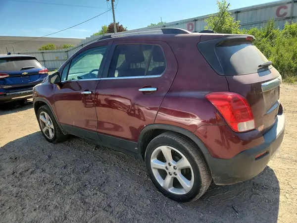 3GNCJMSB8GL170109 2016 CHEVROLET TRAX - Image 2