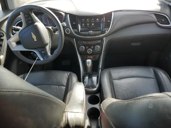 3GNCJMSB8JL375646 2018 CHEVROLET TRAX - Image 8
