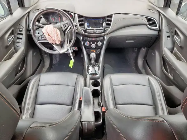 3GNCJMSB9KL130484 2019 CHEVROLET TRAX - Image 8