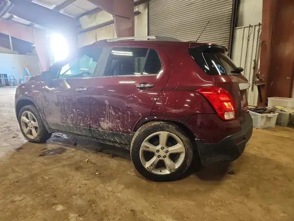 3GNCJMSBXGL160407 2016 CHEVROLET TRAX - Image 2