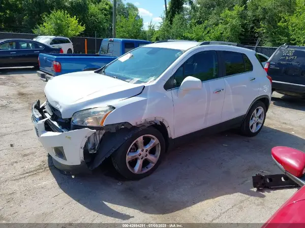 3GNCJMSBXGL170418 2016 CHEVROLET TRAX - Image 2