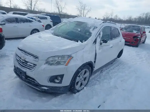 3GNCJMSBXGL256456 2016 CHEVROLET TRAX - Image 2