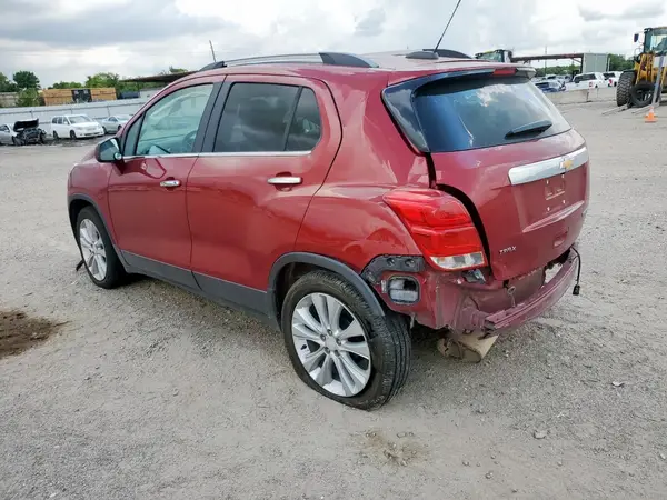 3GNCJMSBXLL140152 2020 CHEVROLET TRAX - Image 2