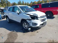 3GNCJNSB0GL227165 2016 CHEVROLET TRAX