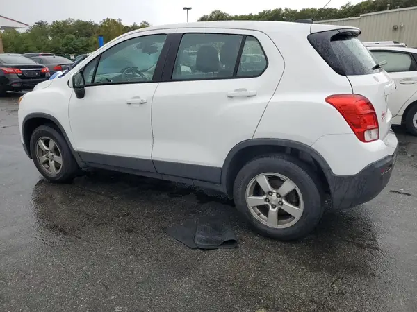 3GNCJNSB0GL229644 2016 CHEVROLET TRAX - Image 2