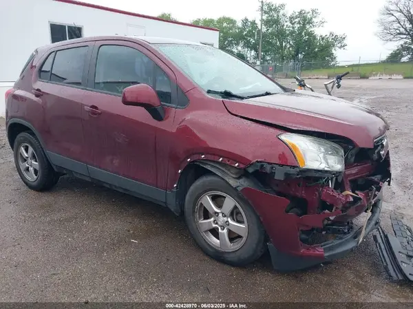 3GNCJNSB0GL250512 2016 CHEVROLET TRAX - Image 1
