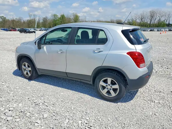 3GNCJNSB0GL280545 2016 CHEVROLET TRAX - Image 2