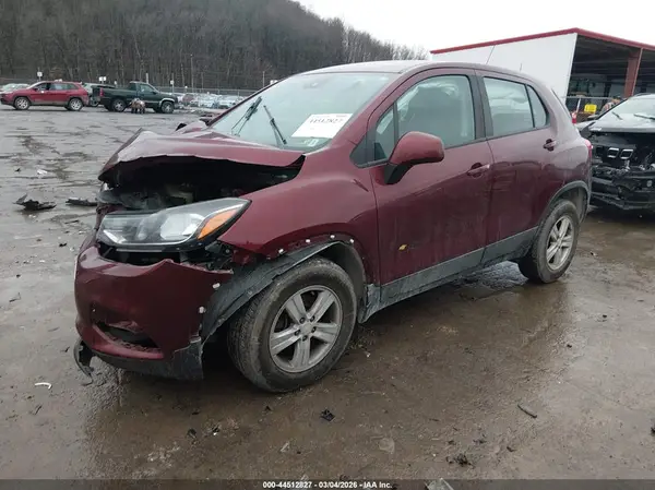 3GNCJNSB0HL171844 2017 CHEVROLET TRAX - Image 2