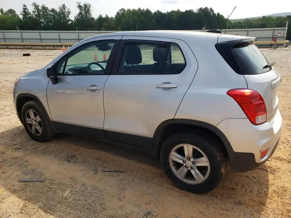 3GNCJNSB0HL212098 2017 CHEVROLET TRAX - Image 2