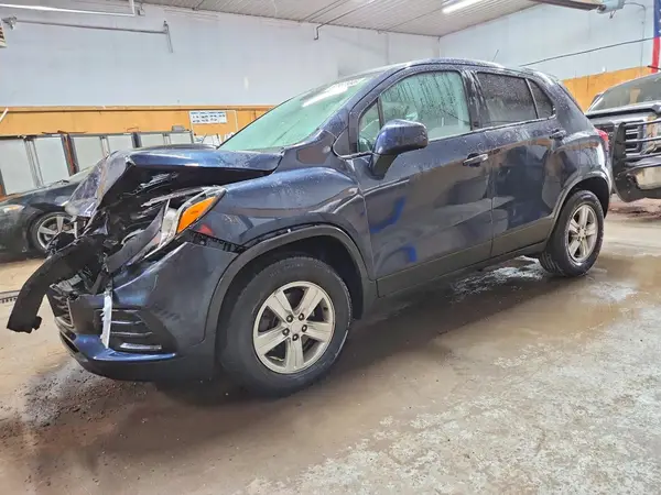 3GNCJNSB0JL185037 2018 CHEVROLET TRAX - Image 1