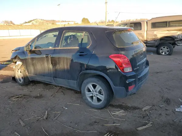 3GNCJNSB0JL307427 2018 CHEVROLET TRAX - Image 2