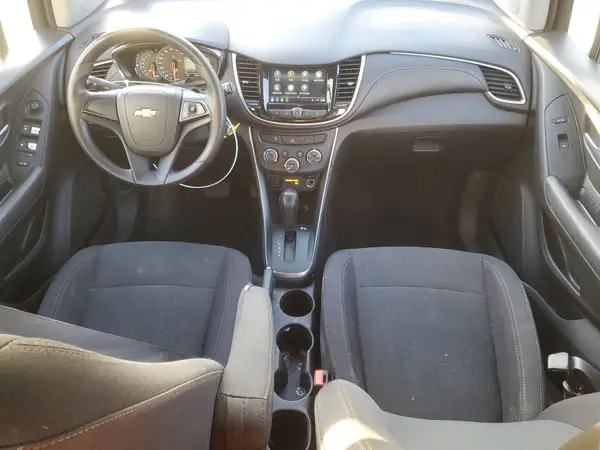 3GNCJNSB0JL329847 2018 CHEVROLET TRAX - Image 8