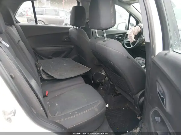 3GNCJNSB0JL390020 2018 CHEVROLET TRAX - Image 8