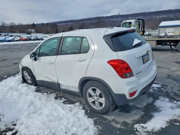 3GNCJNSB0JL409648 2018 CHEVROLET TRAX - Image 2