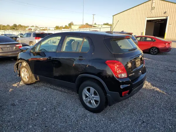 3GNCJNSB0JL416387 2018 CHEVROLET TRAX - Image 2