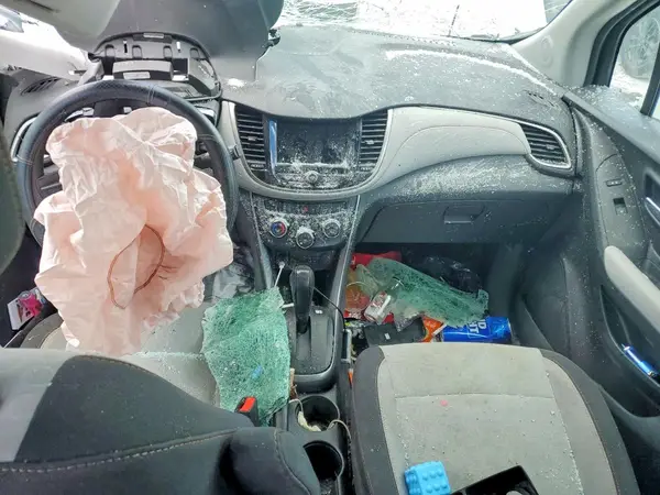 3GNCJNSB0KL168241 2019 CHEVROLET TRAX - Image 8