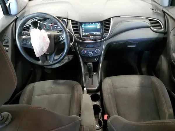 3GNCJNSB0KL224629 2019 CHEVROLET TRAX - Image 8