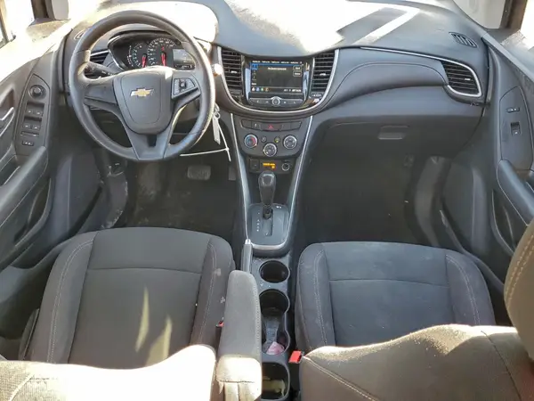 3GNCJNSB0KL227207 2019 CHEVROLET TRAX - Image 8