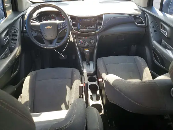 3GNCJNSB0KL237641 2019 CHEVROLET TRAX - Image 8