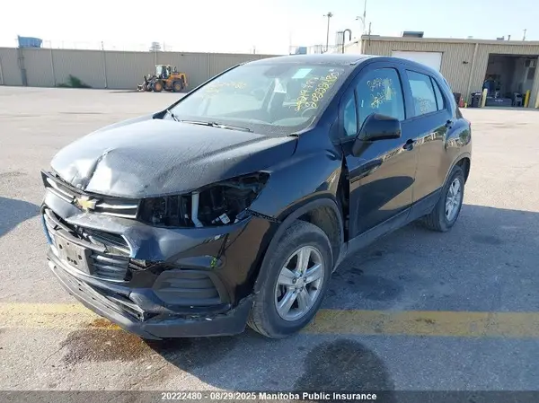 3GNCJNSB0KL403804 2019 CHEVROLET TRAX - Image 2