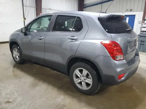 3GNCJNSB0LL167575 2020 CHEVROLET TRAX - Image 2