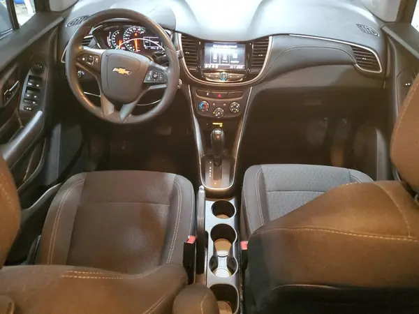 3GNCJNSB0LL167575 2020 CHEVROLET TRAX - Image 8