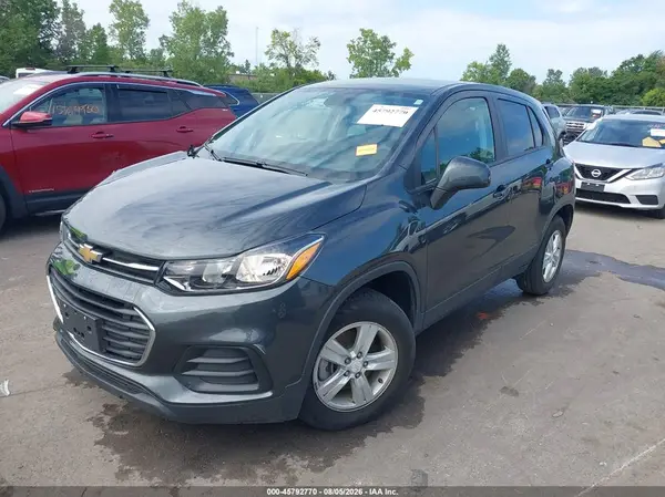 3GNCJNSB0LL179869 2020 CHEVROLET TRAX - Image 2