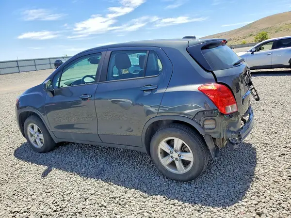 3GNCJNSB0LL204429 2020 CHEVROLET TRAX - Image 2