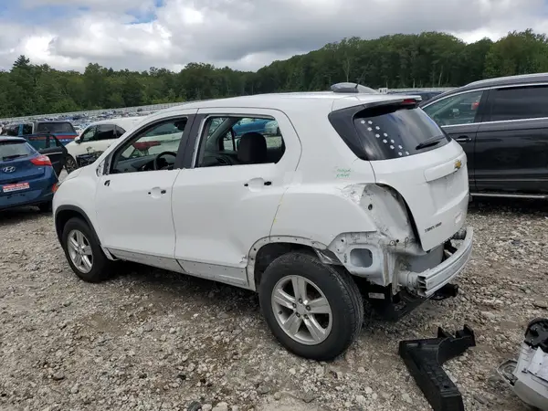 3GNCJNSB0LL240640 2020 CHEVROLET TRAX - Image 2
