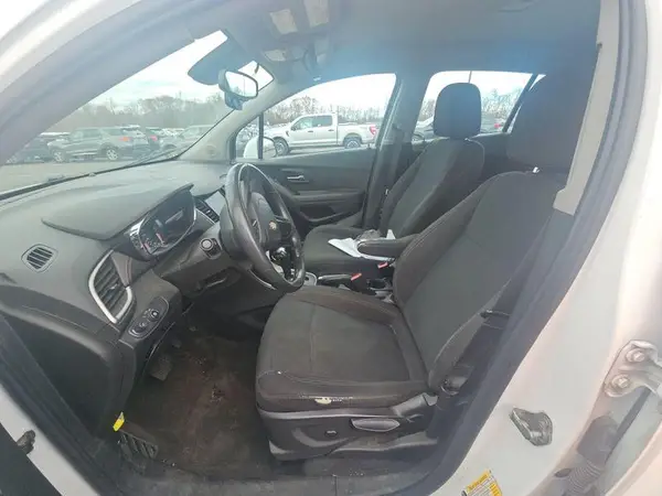 3GNCJNSB0LL269510 2020 CHEVROLET TRAX - Image 8