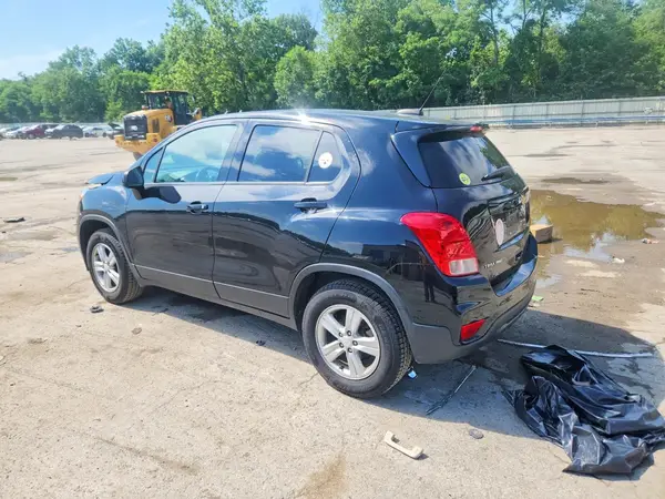 3GNCJNSB0LL292687 2020 CHEVROLET TRAX - Image 2