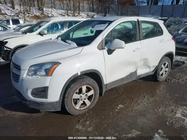 3GNCJNSB1GL231211 2016 CHEVROLET TRAX - Image 2