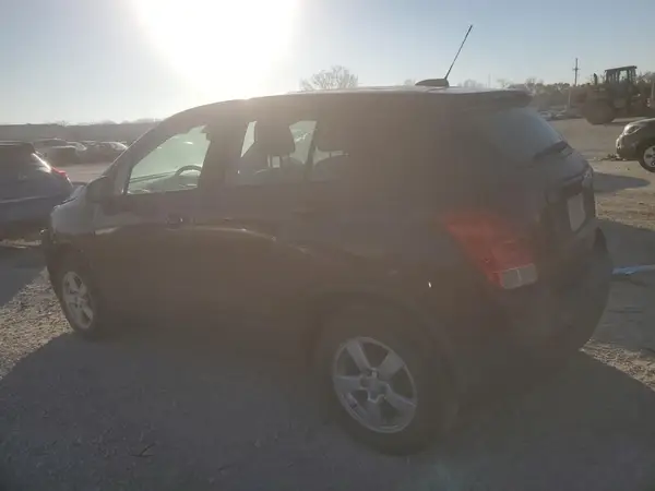 3GNCJNSB1GL257730 2016 CHEVROLET TRAX - Image 2
